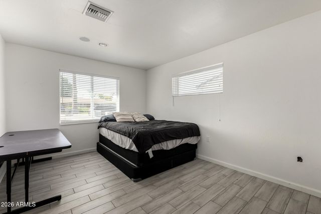 136 E PALMCROFT Drive, Tempe, AZ 85282