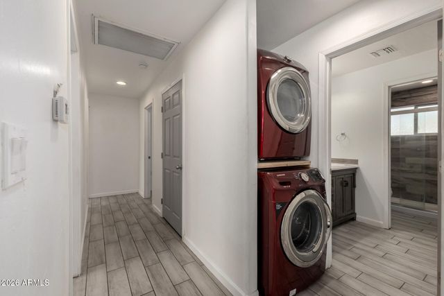 136 E PALMCROFT Drive, Tempe, AZ 85282