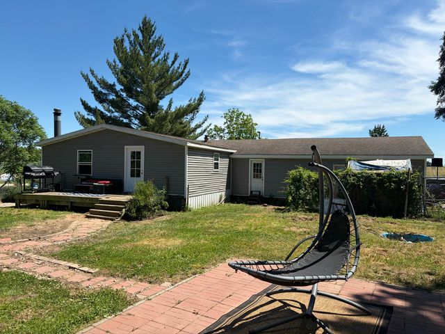 1901 18 Mile Road, Tyrone Twp, MI 49330