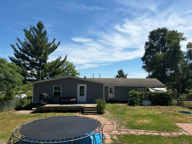 1901 18 Mile Road, Tyrone Twp, MI 49330