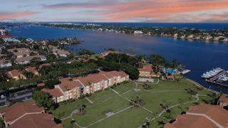 131 Yacht Club Way 109, Hypoluxo, FL 33462