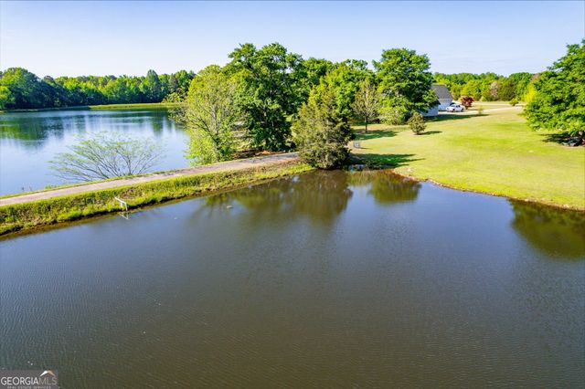 676 Lake Park North Drive, Griffin, GA 30224