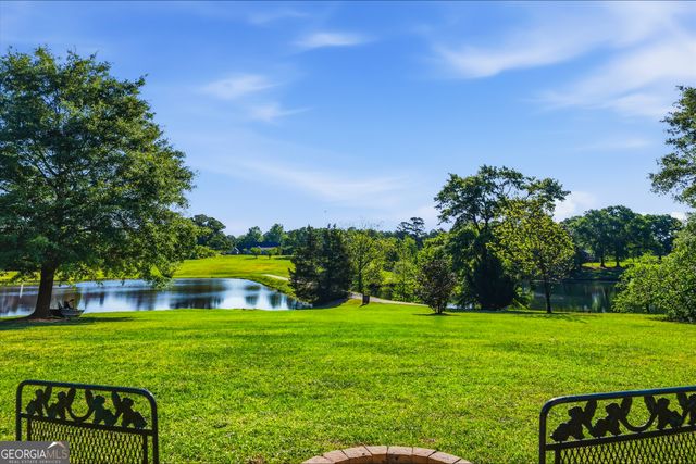 676 Lake Park North Drive, Griffin, GA 30224