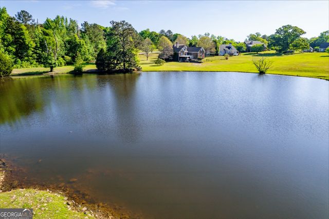 676 Lake Park North Drive, Griffin, GA 30224