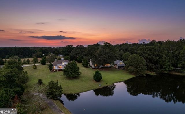 676 Lake Park North Drive, Griffin, GA 30224