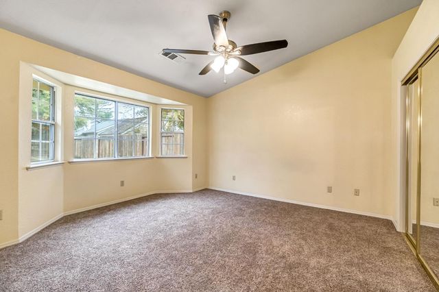 3632 E Willow Court, Visalia, CA 93292