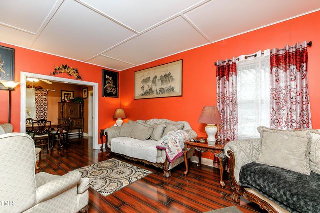 6238 Old 421 Road, Liberty, NC 27298