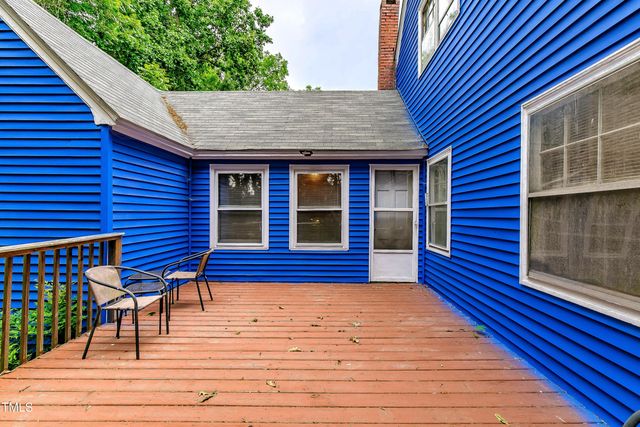 6238 Old 421 Road, Liberty, NC 27298