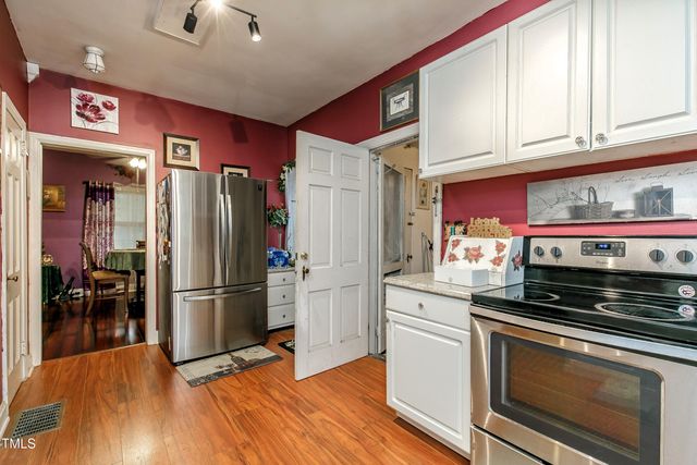 6238 Old 421 Road, Liberty, NC 27298