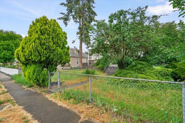 1842 W Bridge Ave, Spokane, WA 99201
