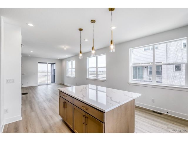 20567 E 62nd Dr, Aurora, CO 80019