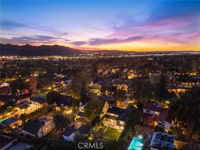 1558 Hillcrest, Glendale, CA 91202