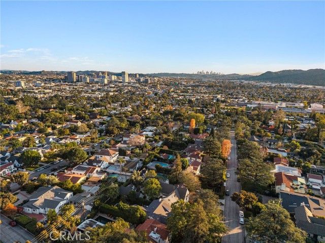 1558 Hillcrest, Glendale, CA 91202