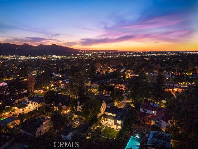 1558 Hillcrest, Glendale, CA 91202