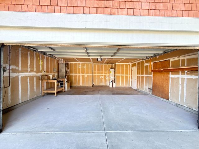 5 Rollingbrook Cir, Sacramento, CA 95833