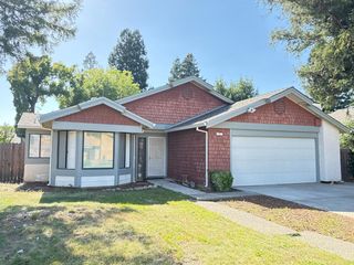 5 Rollingbrook Cir, Sacramento, CA 95833