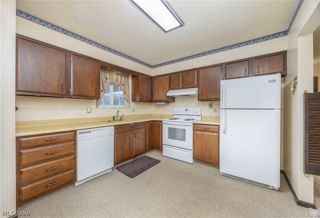 234 Woodlawn Avenue, Belpre, OH 45714