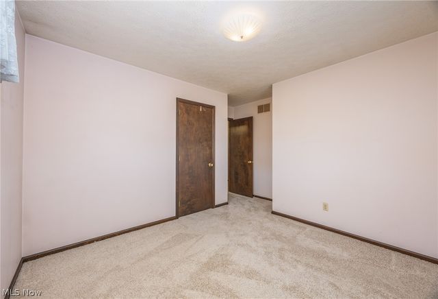 234 Woodlawn Avenue, Belpre, OH 45714