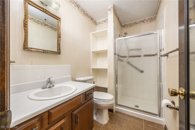 234 Woodlawn Avenue, Belpre, OH 45714