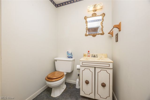 234 Woodlawn Avenue, Belpre, OH 45714