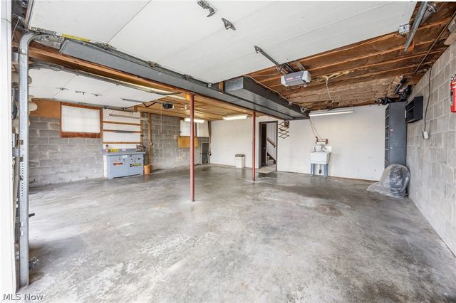 234 Woodlawn Avenue, Belpre, OH 45714