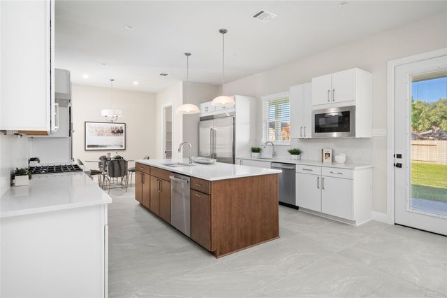 7902 Hopewell Lane, Houston, TX 77071