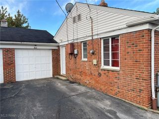 303 E 235th Street, Euclid, OH 44123