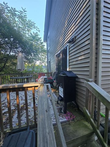 19 Nevins Street, Ulster Park, NY 12428