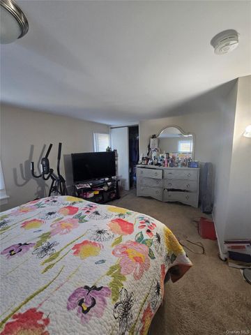 19 Nevins Street, Ulster Park, NY 12428