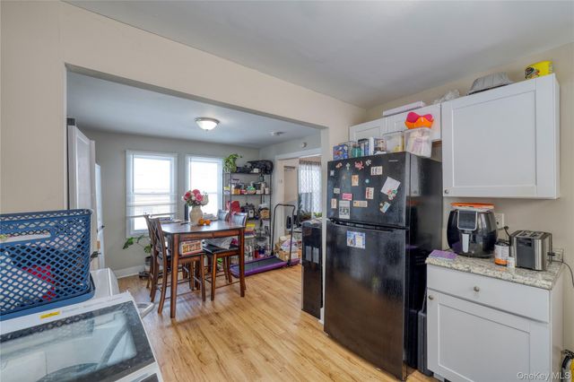 19 Nevins Street, Ulster Park, NY 12428