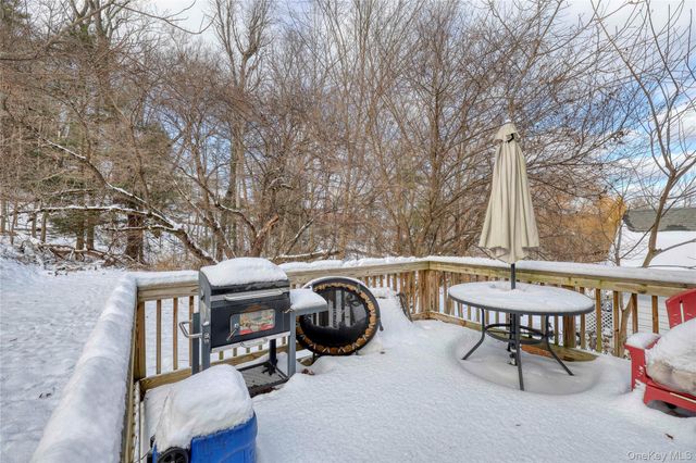 19 Nevins Street, Ulster Park, NY 12428