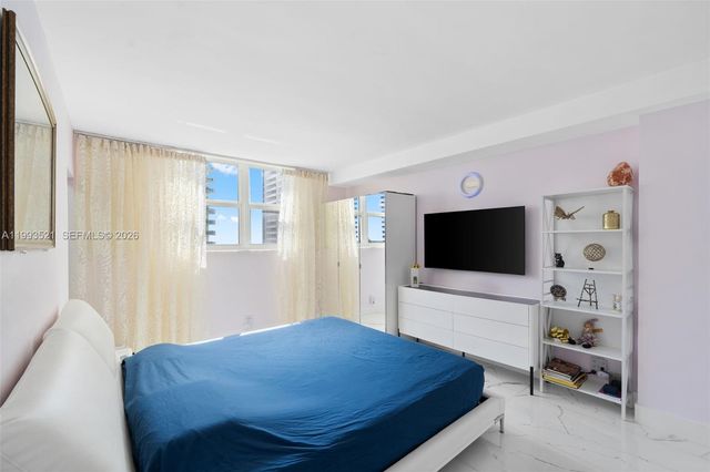 3000 S Ocean Drive 606, Hollywood, FL 33019
