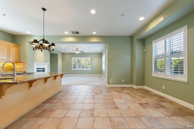 1187 Ingram Dr, Sonoma, CA 95476