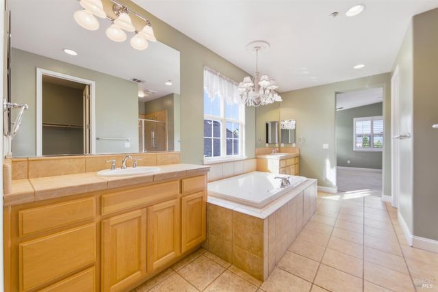 1187 Ingram Dr, Sonoma, CA 95476