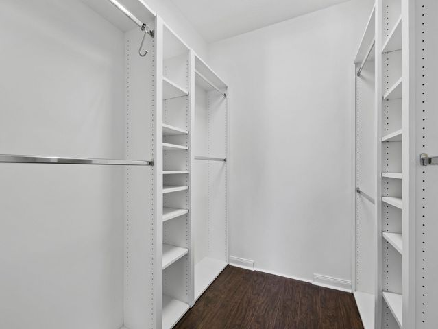 7811 BERGAMO AVENUE, Sarasota, FL 34238