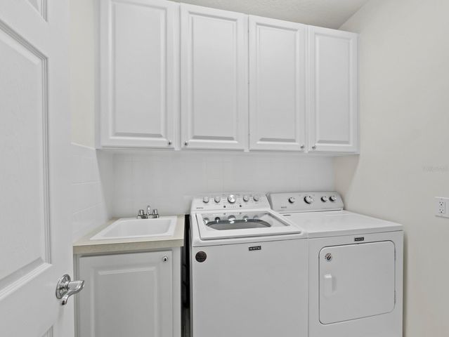 7811 BERGAMO AVENUE, Sarasota, FL 34238