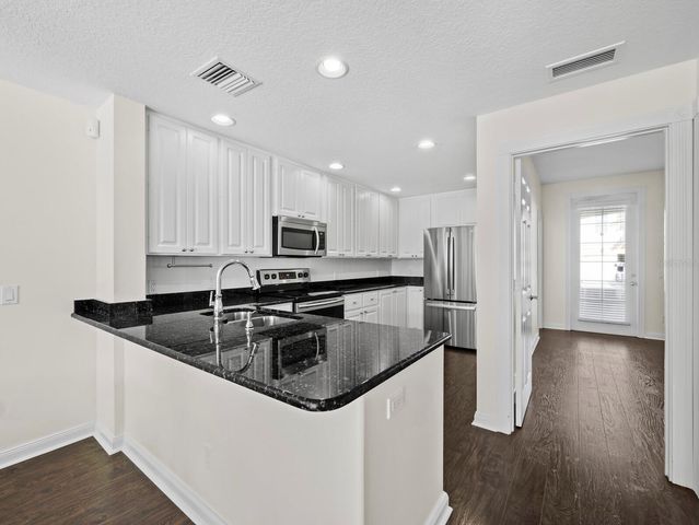 7811 BERGAMO AVENUE, Sarasota, FL 34238