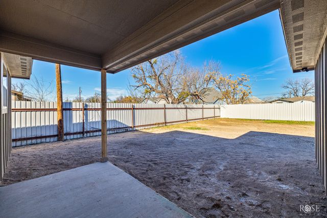 1608 N Oakes Street, San Angelo, TX 76903
