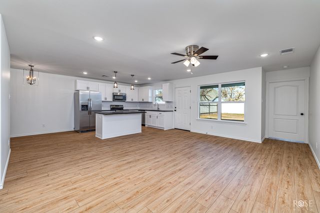 1608 N Oakes Street, San Angelo, TX 76903