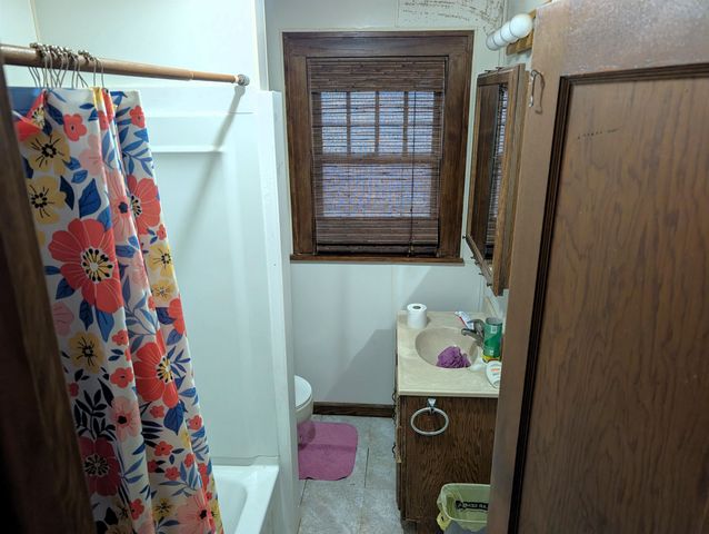 205 N College Ave, Salina, KS 67401