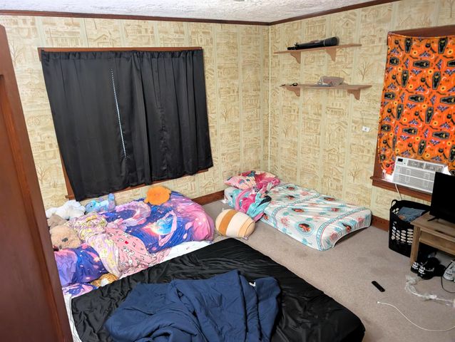 205 N College Ave, Salina, KS 67401