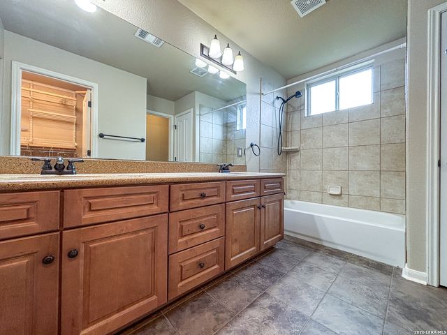 1908 Tanger, New Braunfels, TX 78130