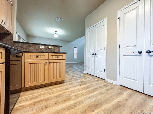 1908 Tanger, New Braunfels, TX 78130