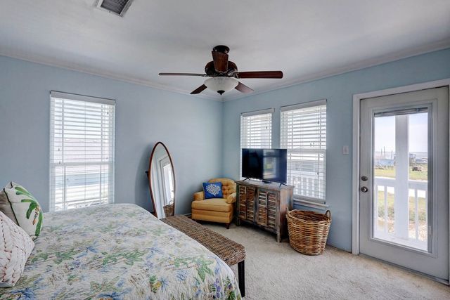 4041 Laguna Shores, Corpus Christi, TX 78418