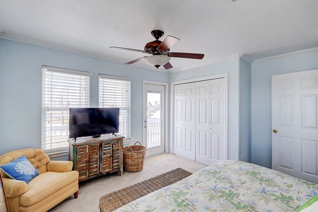 4041 Laguna Shores, Corpus Christi, TX 78418