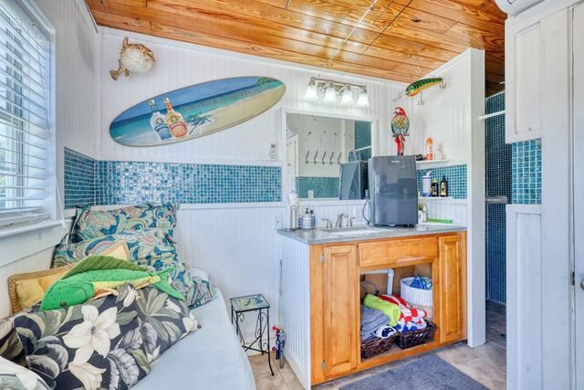 4041 Laguna Shores, Corpus Christi, TX 78418