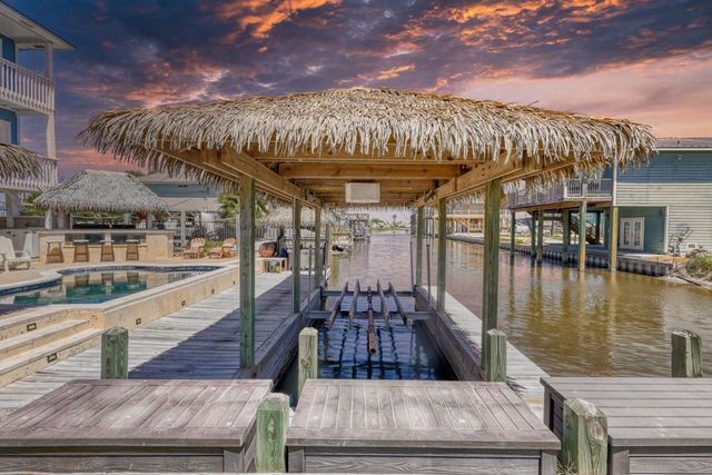 4041 Laguna Shores, Corpus Christi, TX 78418