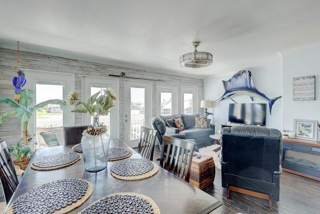 4041 Laguna Shores, Corpus Christi, TX 78418