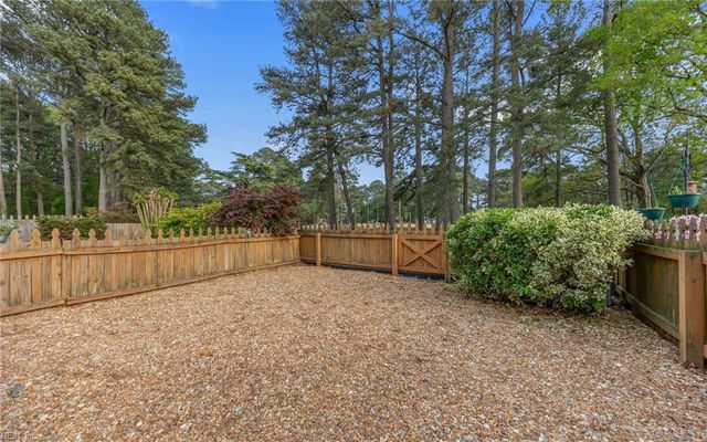 505 Kempsville Greens CT, Virginia Beach, VA 23462