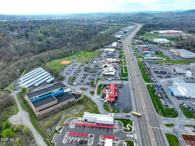 1225 East Stone Drive, Kingsport, TN 37660